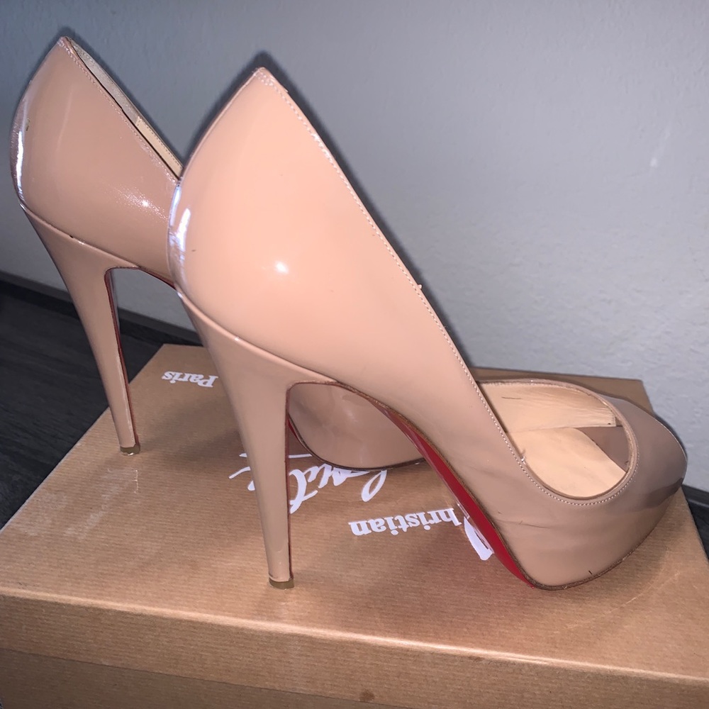 Nude Christian Louboutin Very Prive 120mm heels